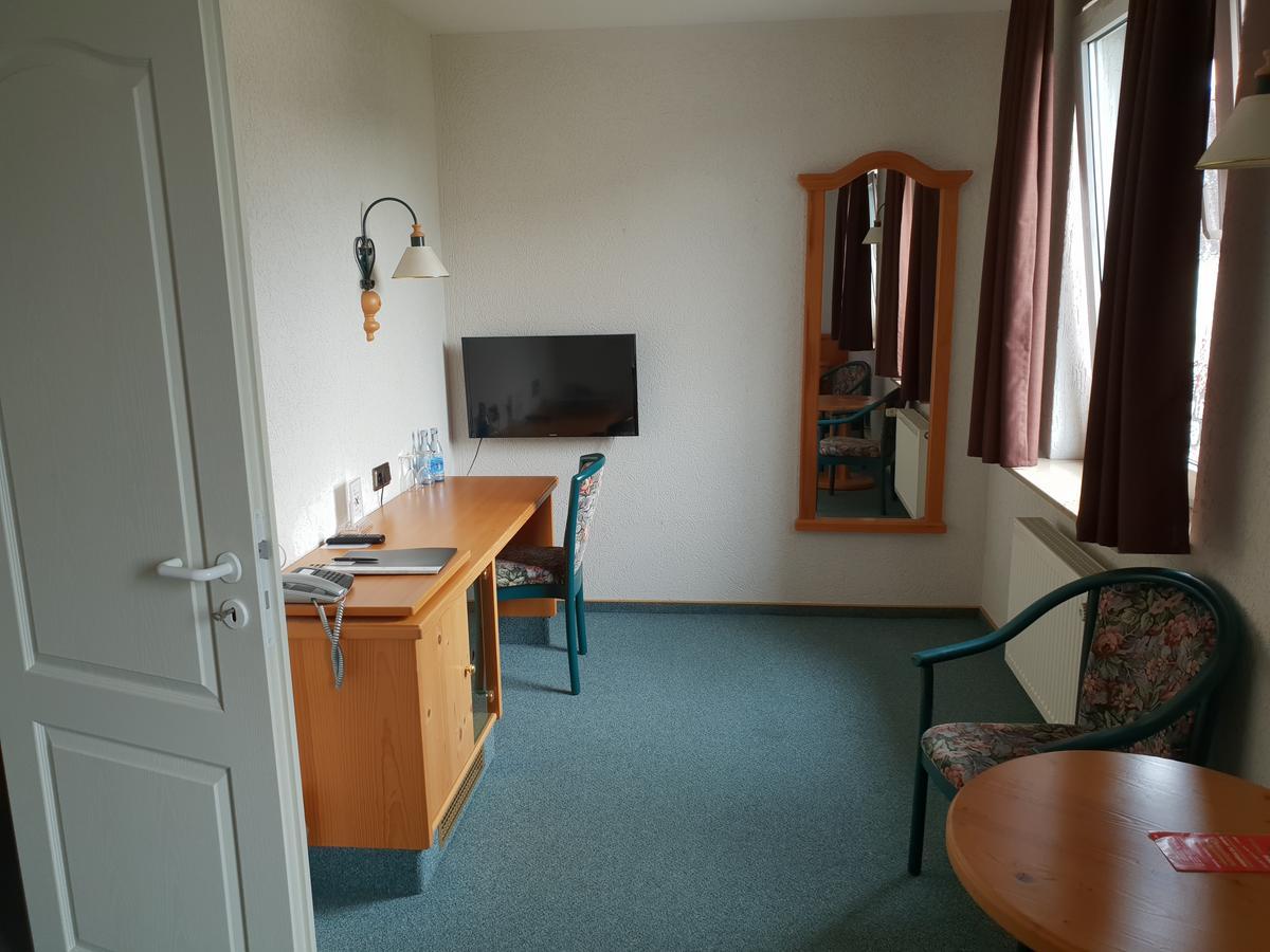 Hotel Gruener Baum Bretzenheim Dış mekan fotoğraf